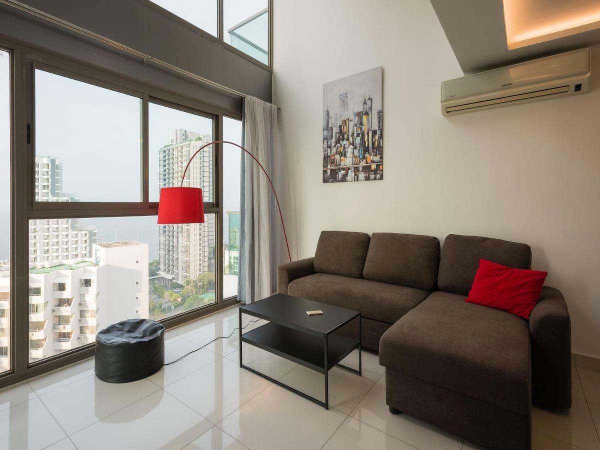 Wongamat Tower Apartment