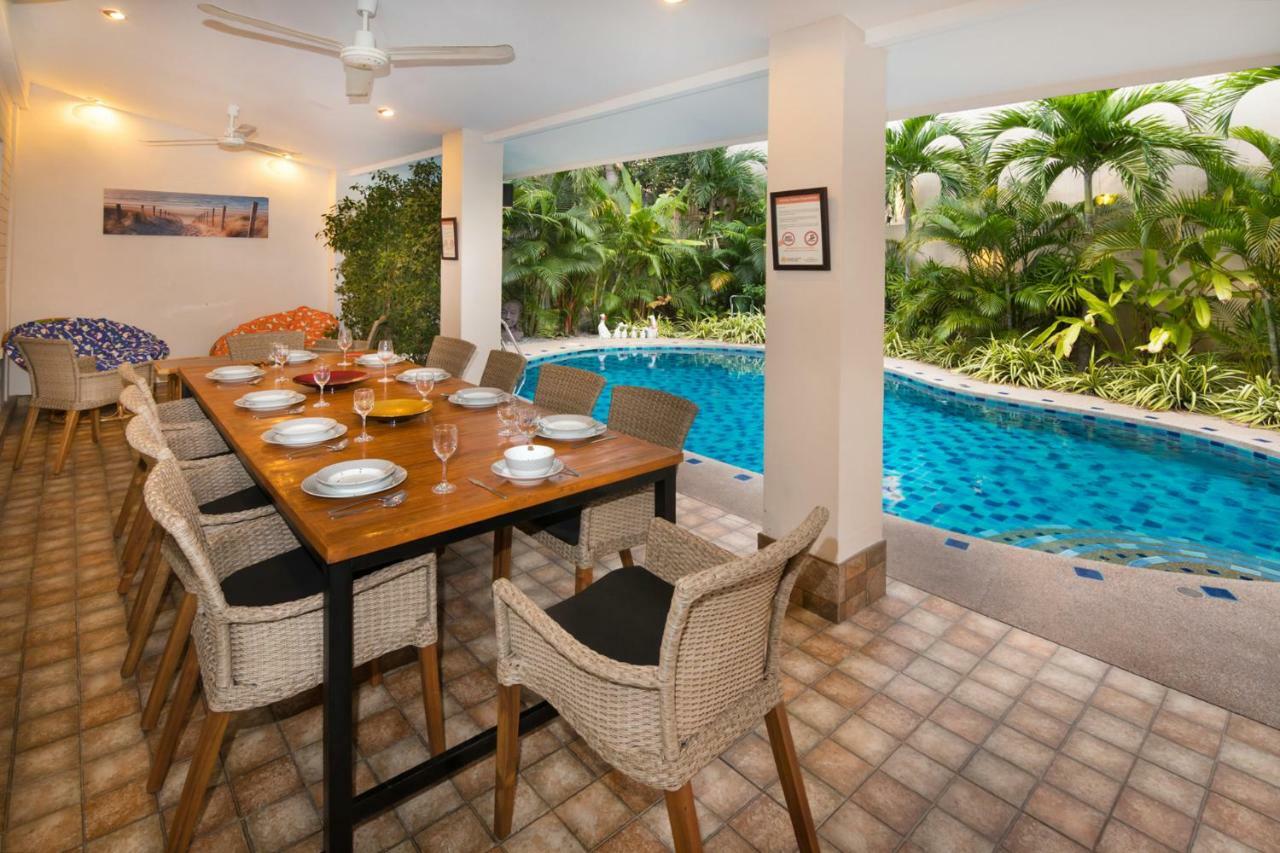 Villa Waree Minutes From Beach And City Villa