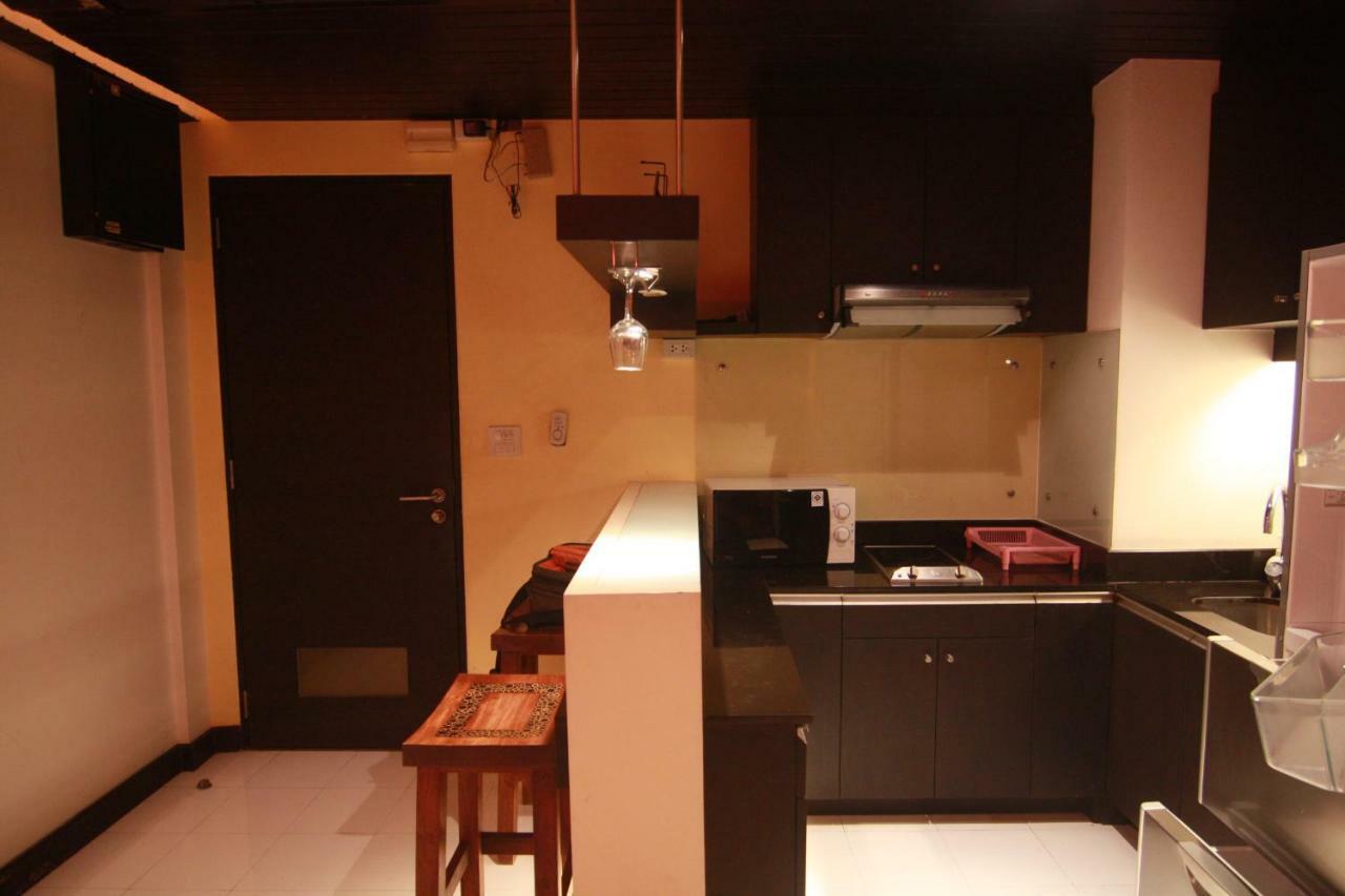 Apartment 6 Tower