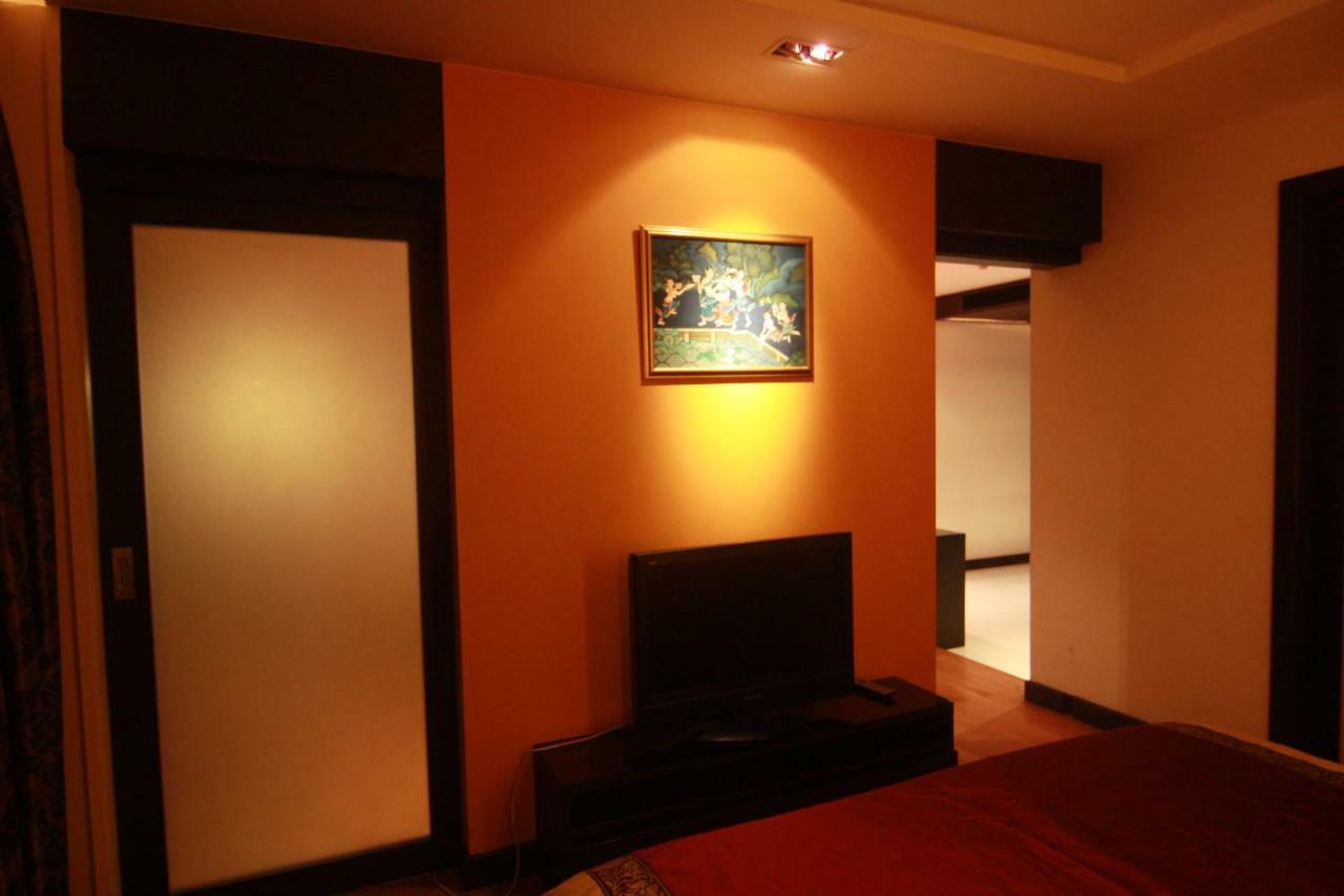 Apartment 6 Tower