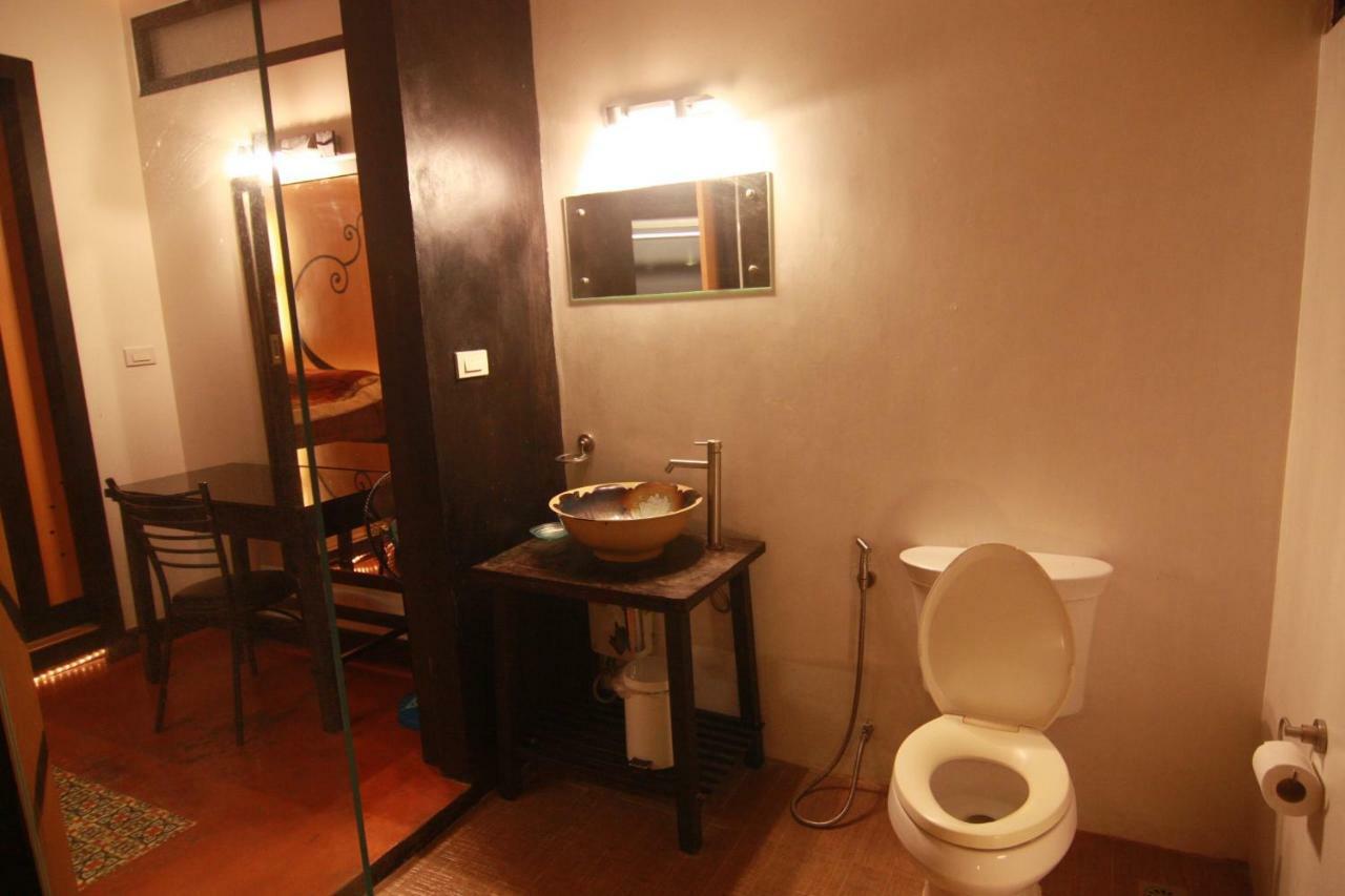 Apartment 6 Tower *