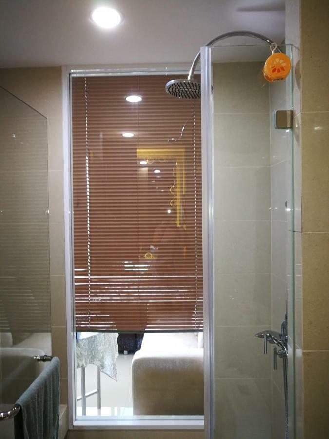 The Riviera Wongamat Hong *