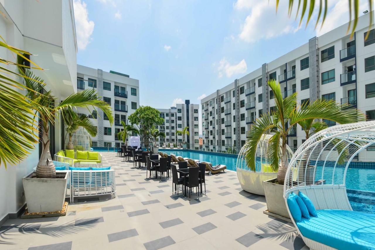 Arcadia Big Pool-big Gym Apartment Pattaya
