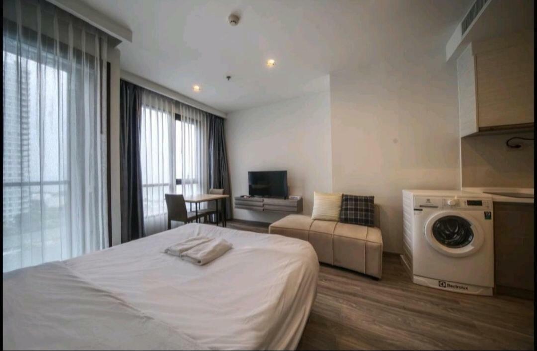 Ar Aeras Pattaya