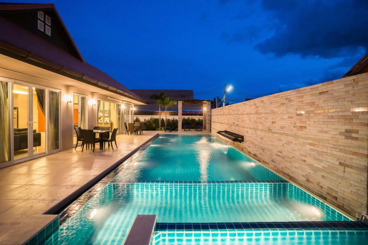 The Ville Jomtien Pool Villa Villa Pattaya