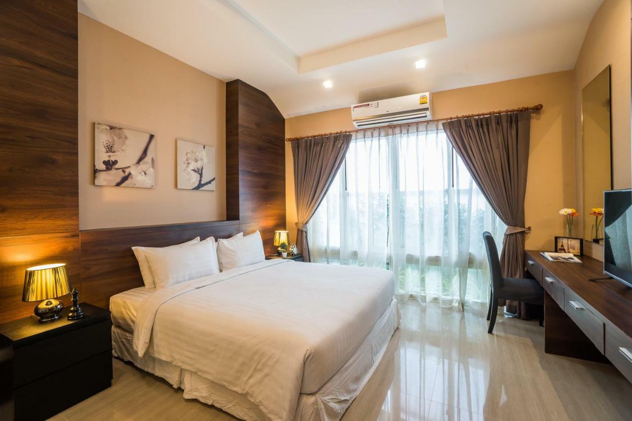 The Ville Jomtien Pool Villa *