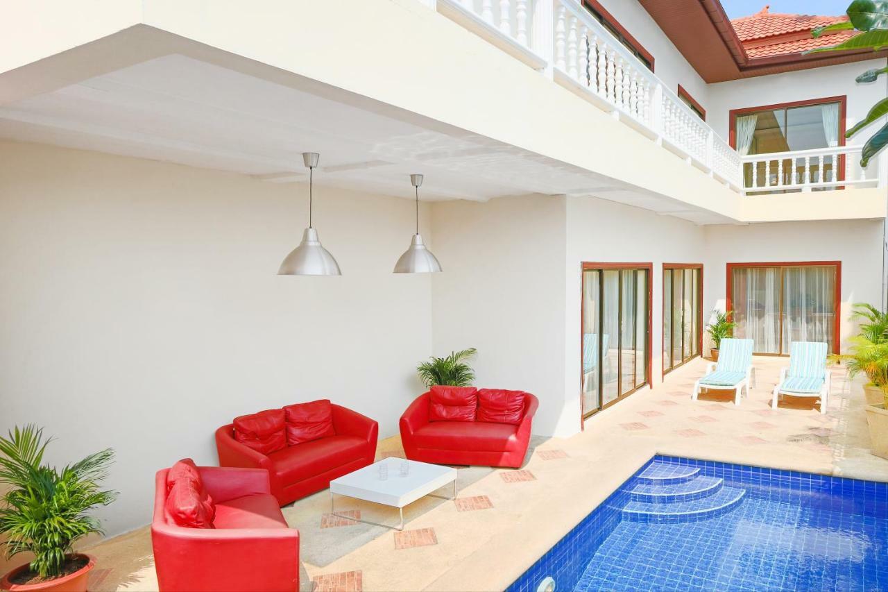 Villa Avoca Pool