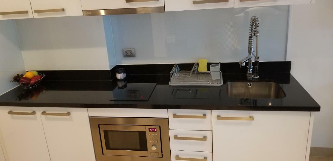 Centara Avenue A B C Apartment
