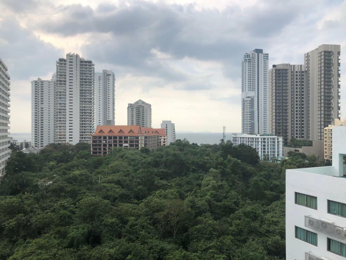 1 Bedroom In Club Royal Suites Pattaya