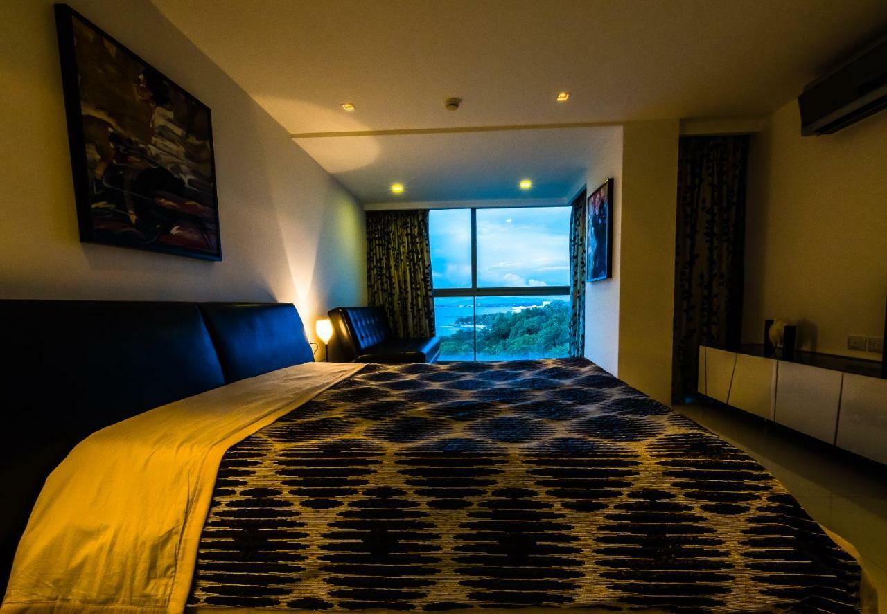 Apartment Prestige Oceanview Penthouse *