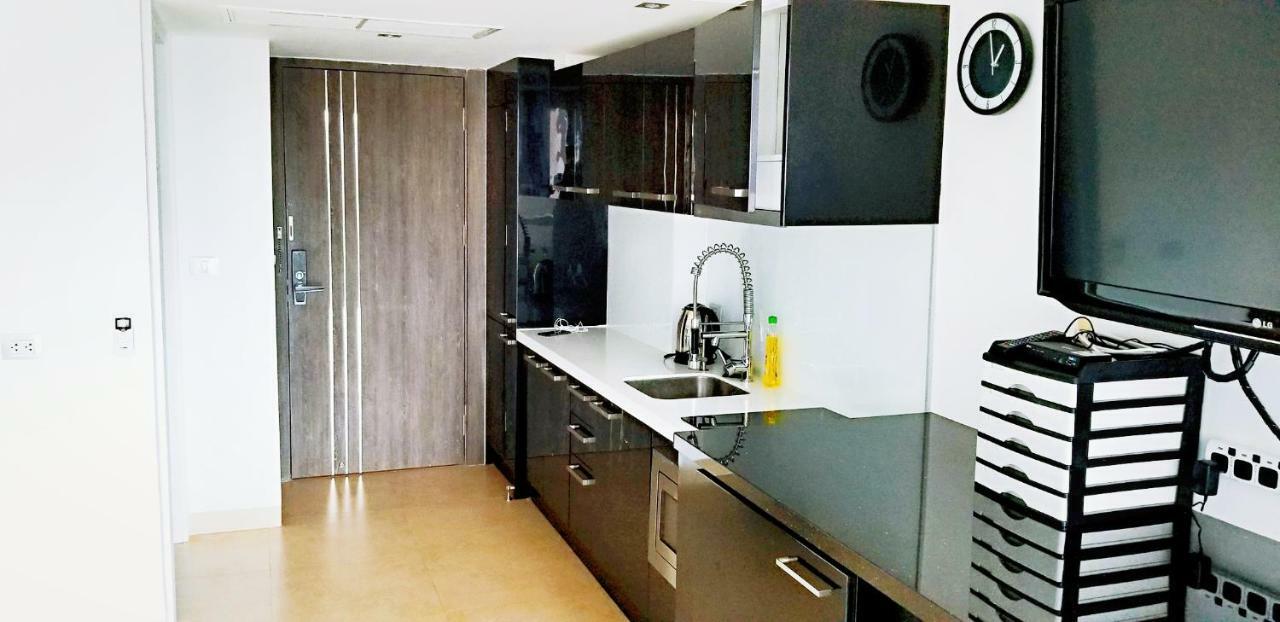 Centara Avenue A B C Apartment Pattaya