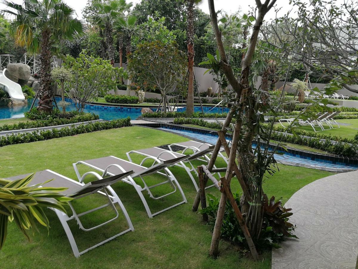 Apartment The Riviera Wongamat Hong Pattaya