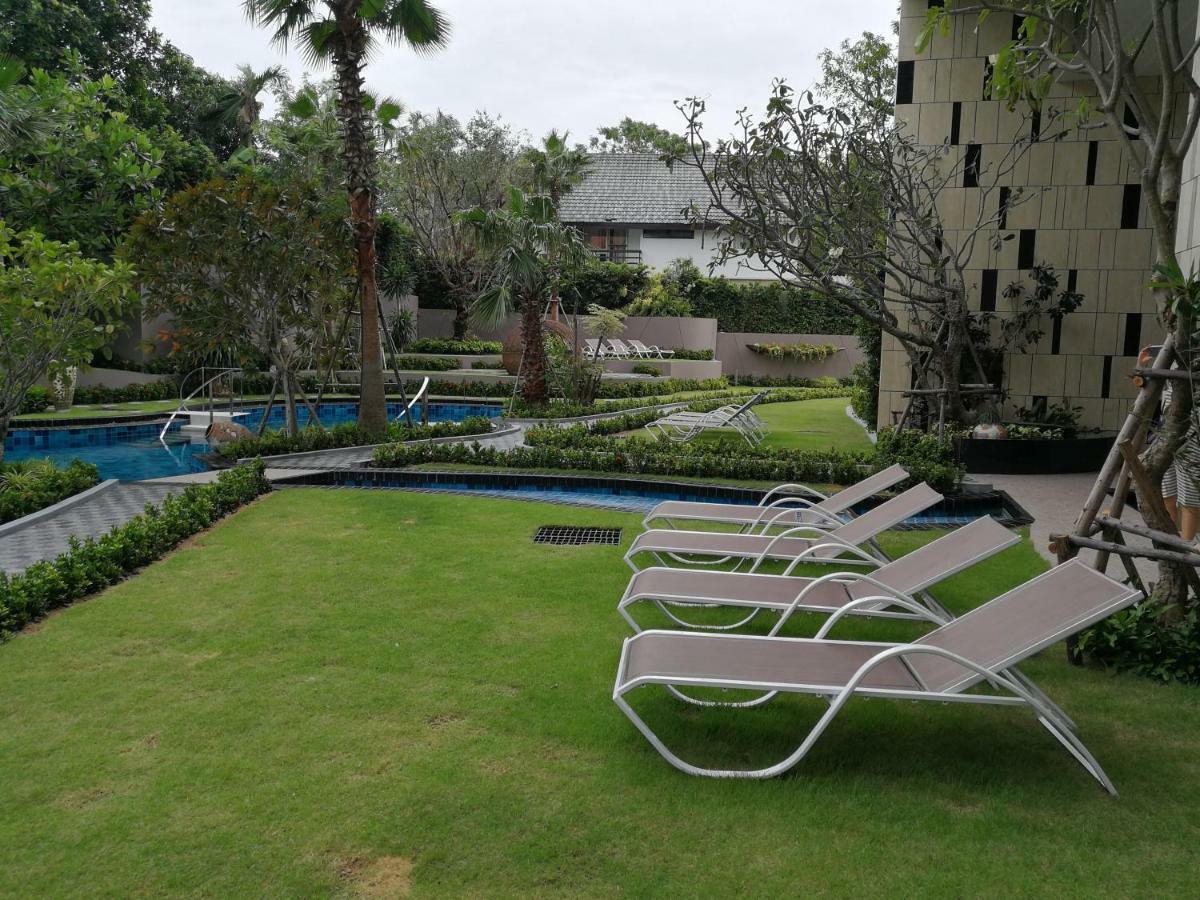The Riviera Wongamat Hong
