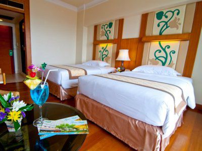 Hotel Golden 3*