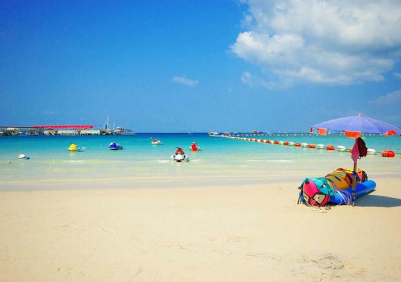 Apartment The Base Sea View Suites Pattaya