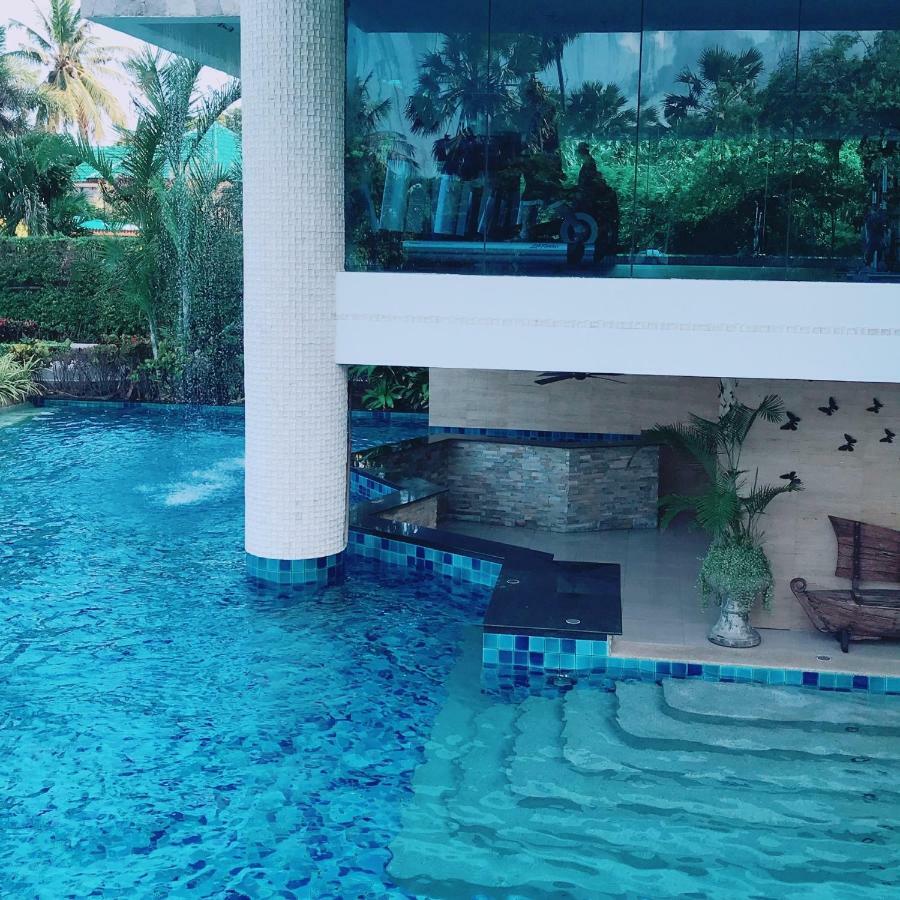 Luxurious Beachfront Pattaya