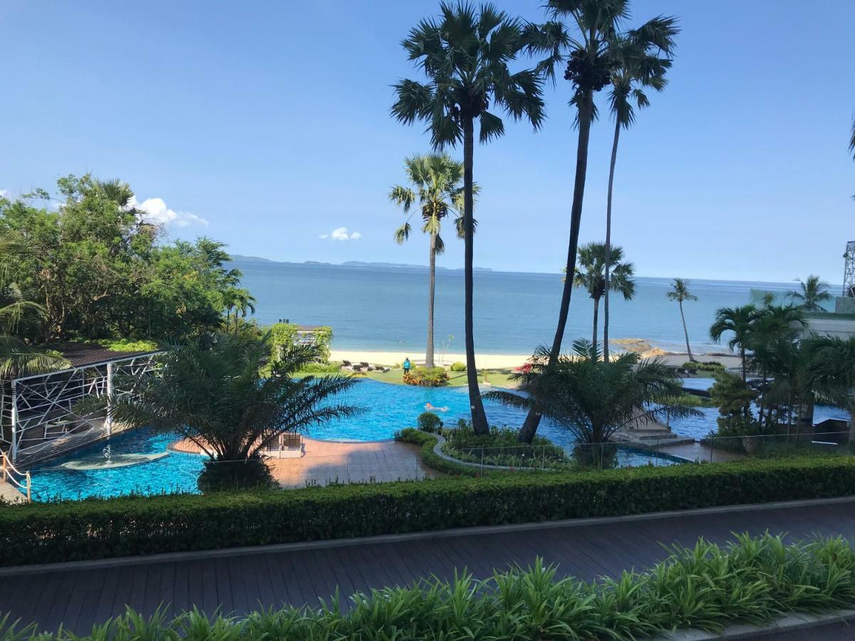 Apartment Luxurious Beachfront *