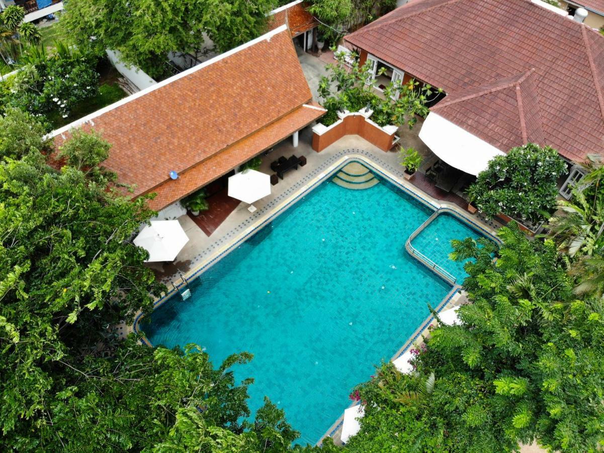 Guest house Heaven Hill Pool 3*