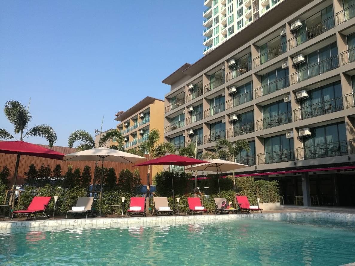 Glow South Pattaya