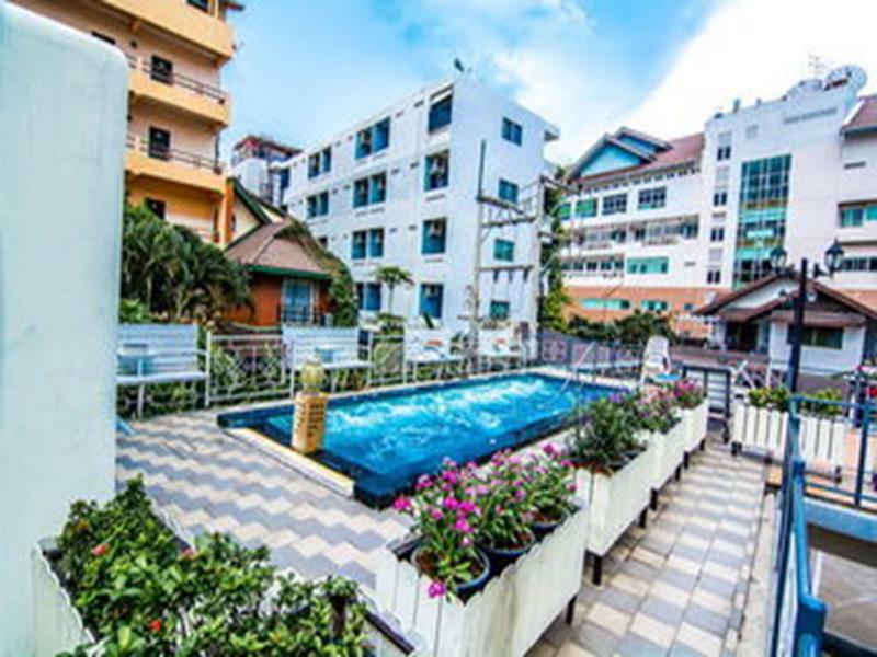 Sutus Court 2 Hotel