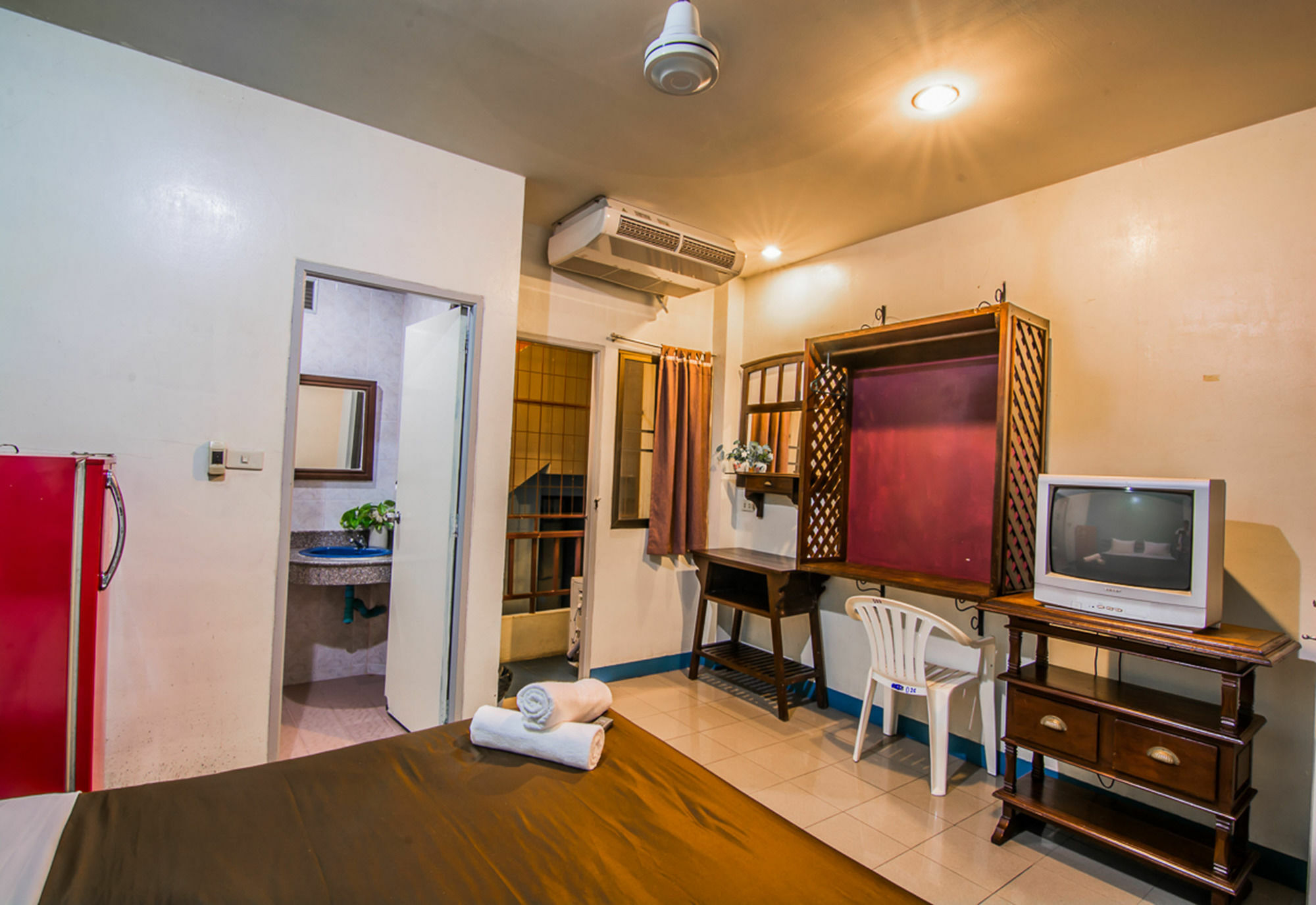 Hotel Sutus Court 5 Pattaya
