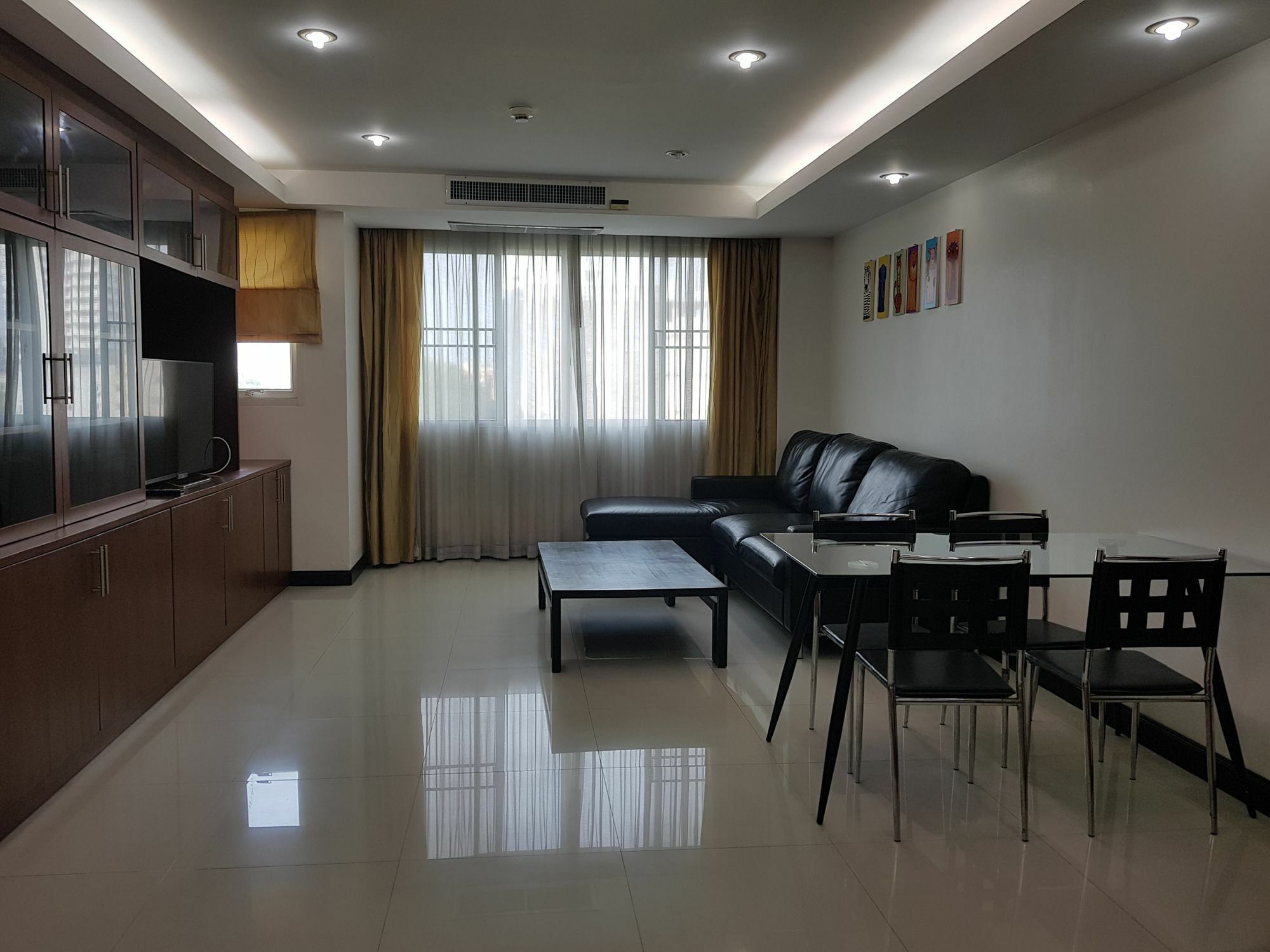A Large 1 Bedroom Centre Hotel