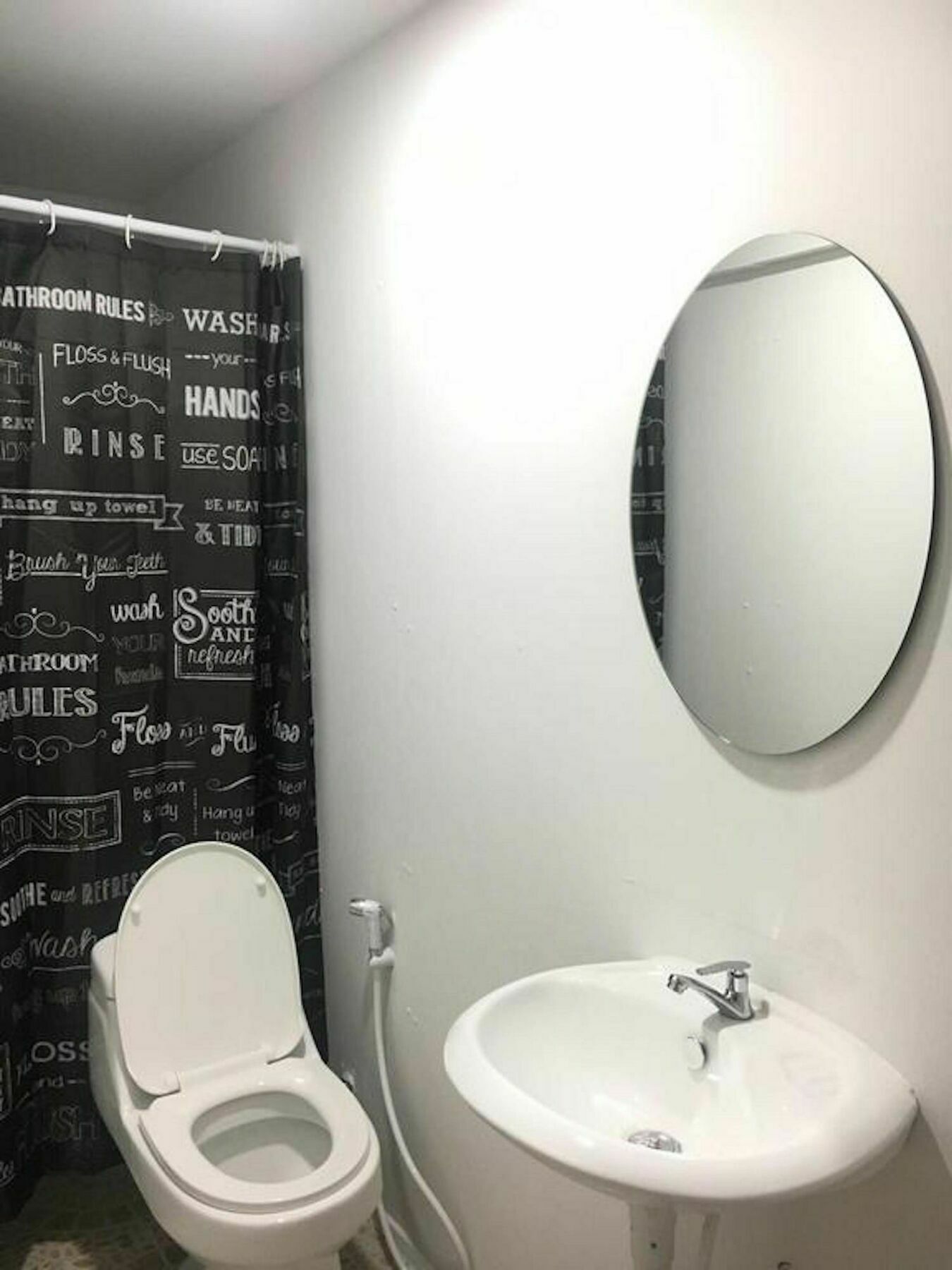 Hotel Rossarin Seeview @ Pattaya