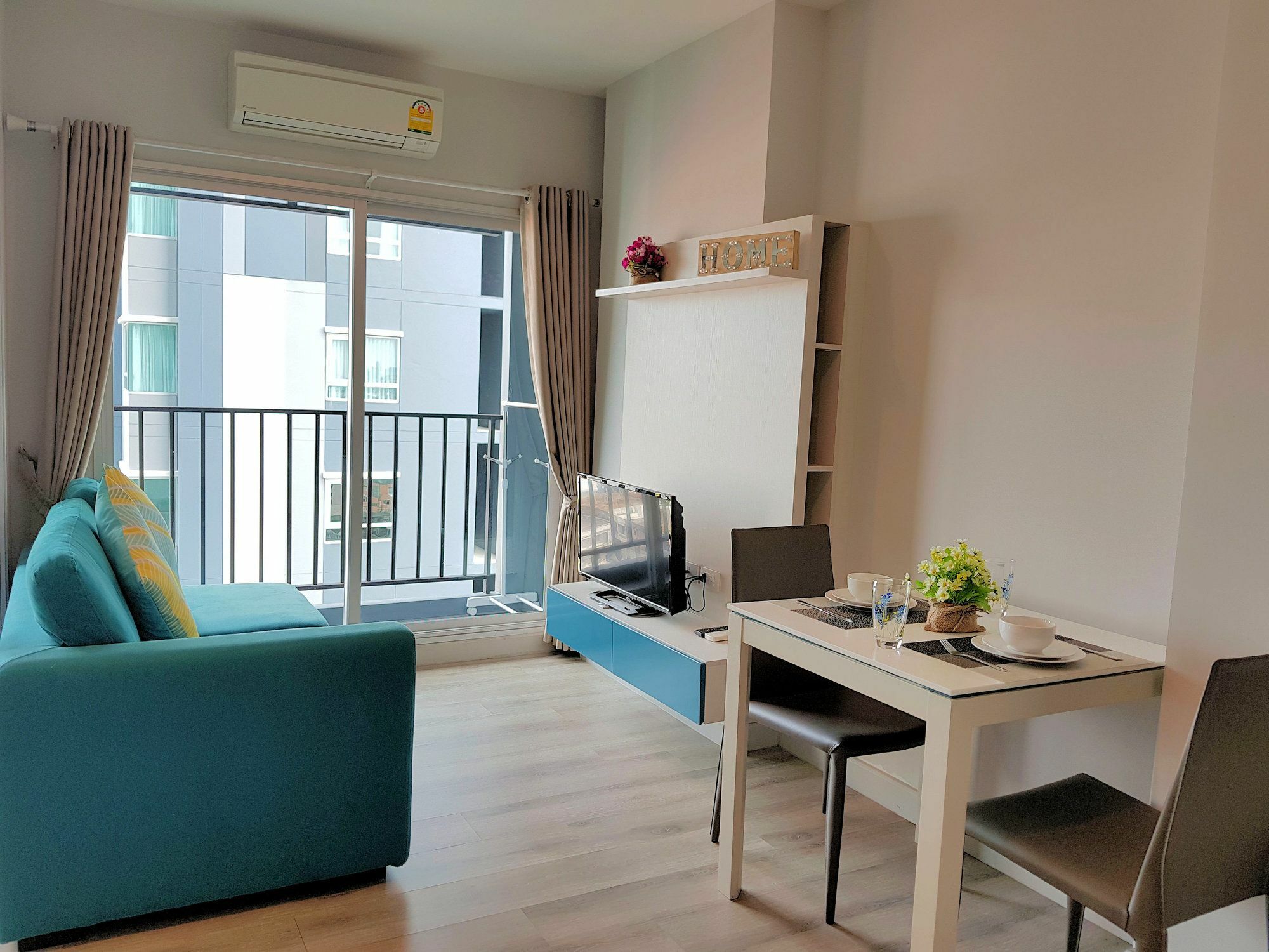 1br Centric Sea 102 With Infinity Pool Pattaya