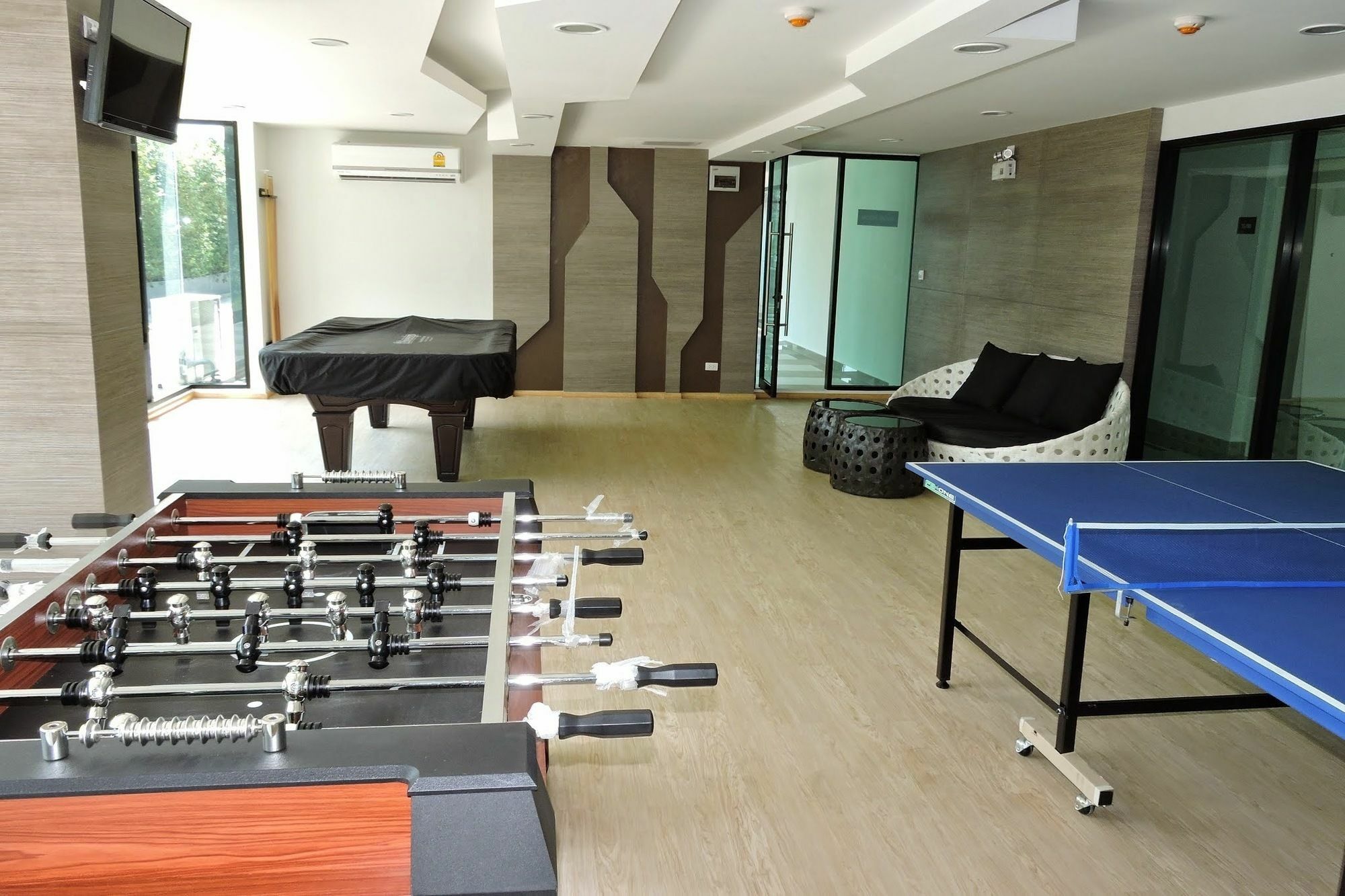 Acqua - 100 Meters From Jomtien