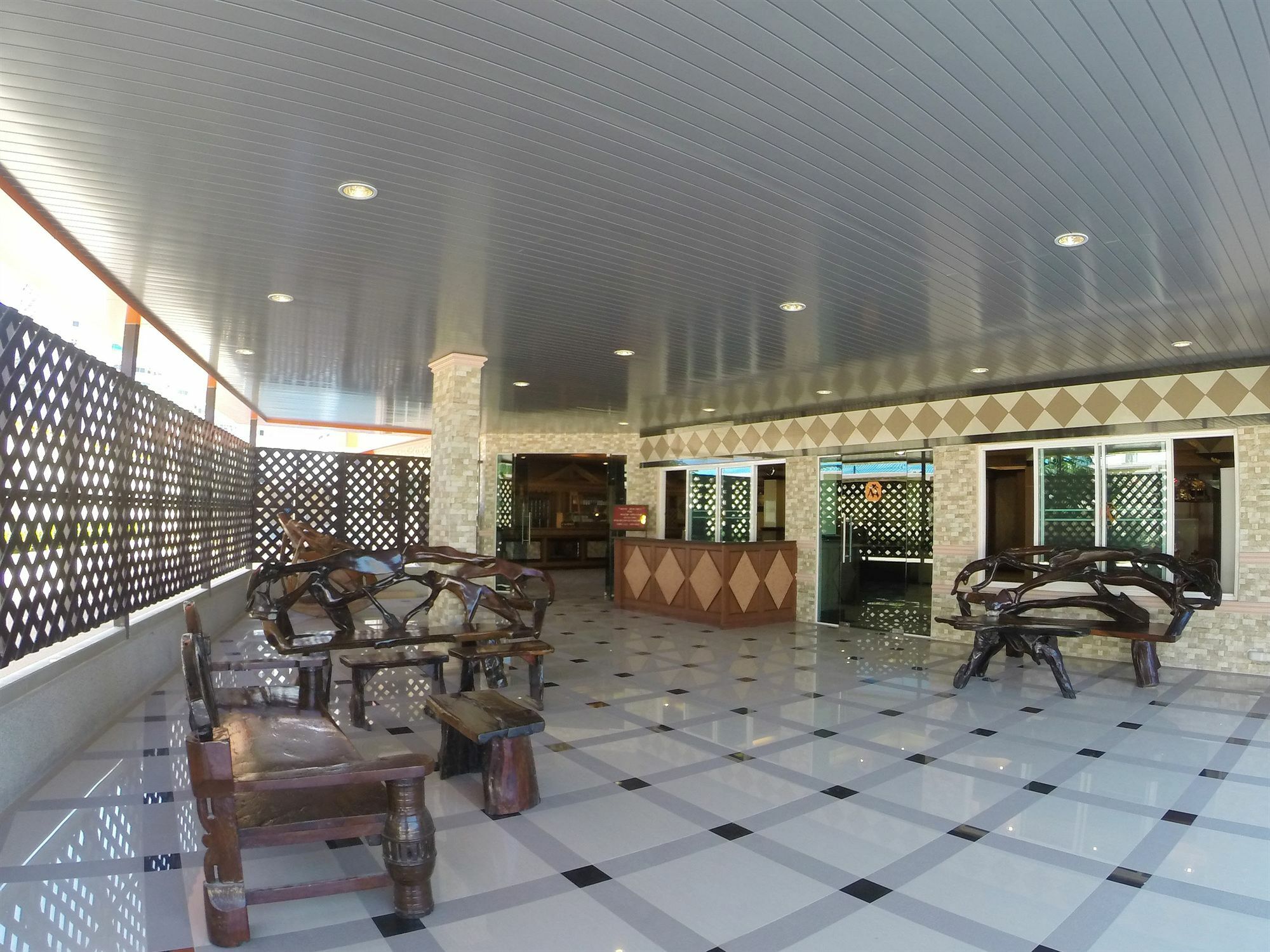 Aa Hotel 3*