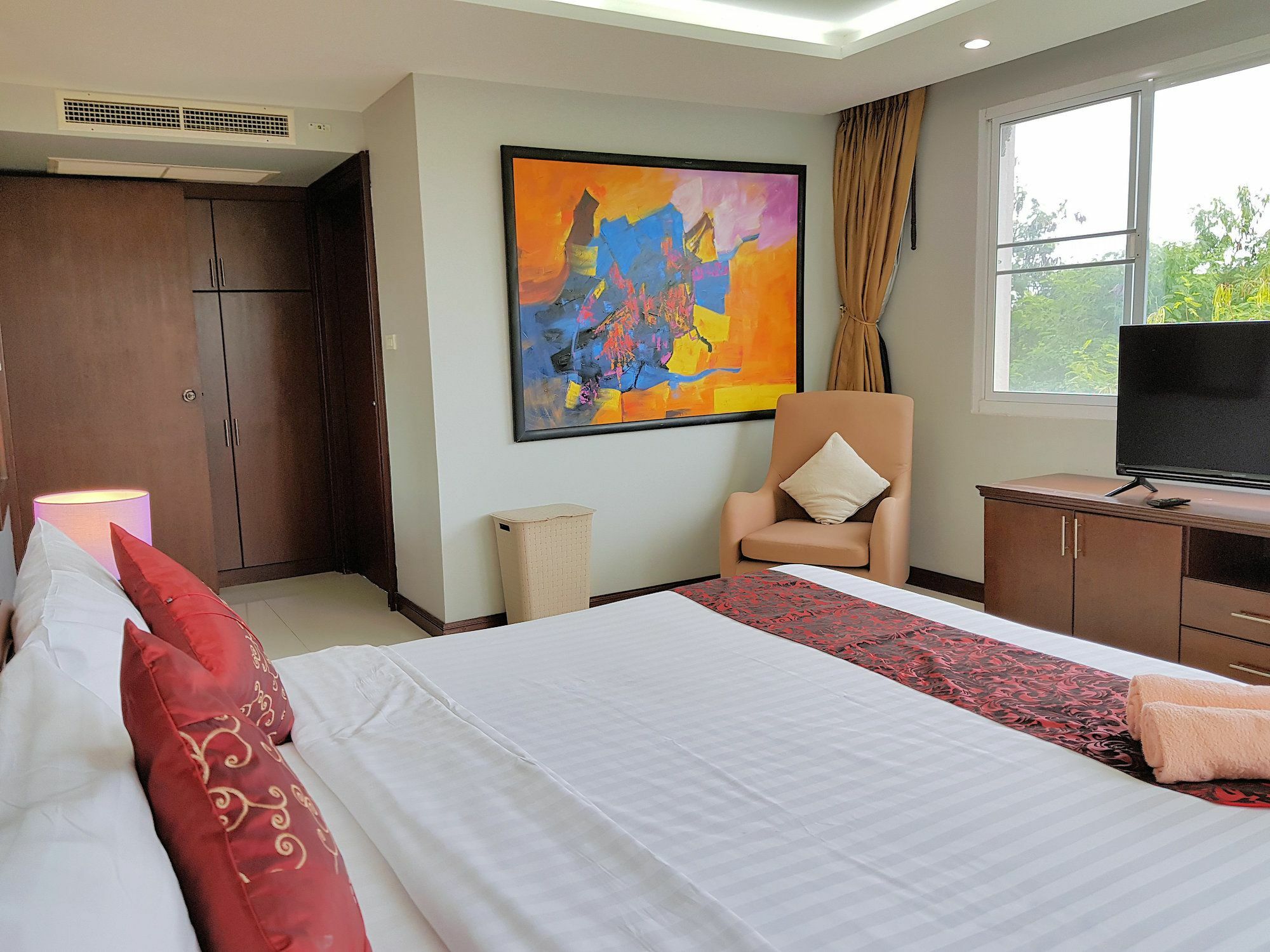 Hotel A Large 2 Br-3 Baths 207 Downtown 3*