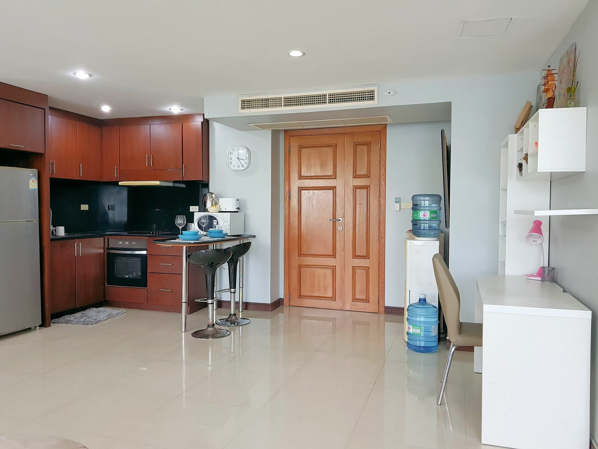 Hotel A Large 2 Br-3 Baths 207 Downtown 3*