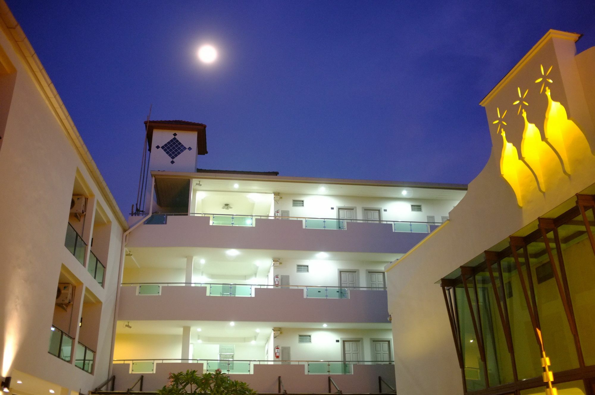 The Perfect North Hotel 3*