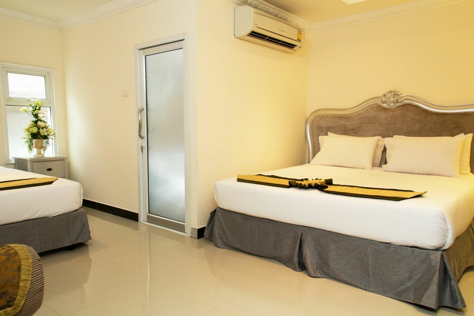 International Hotel Pattaya
