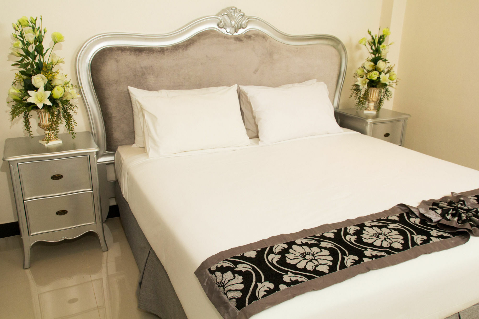 International Hotel 3*