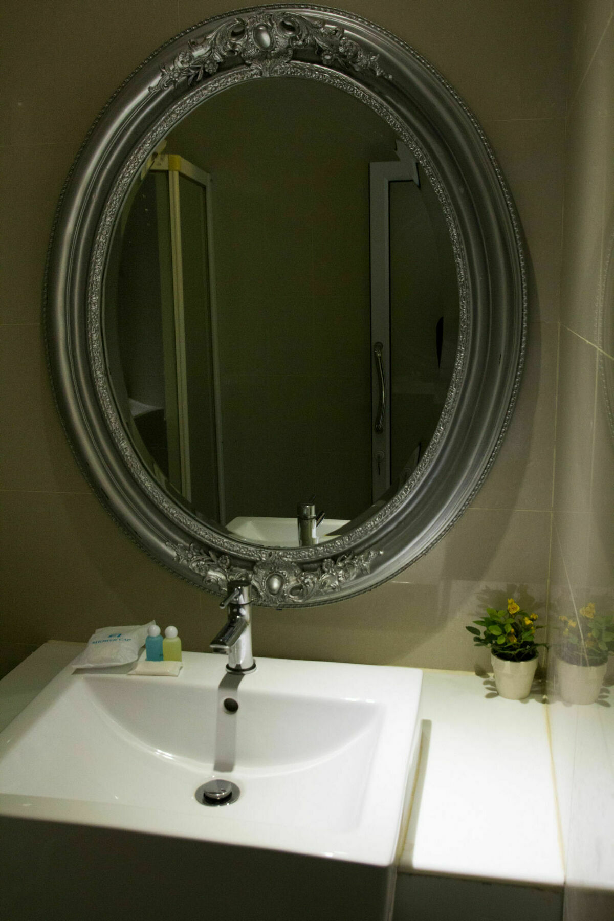 International Hotel 3*