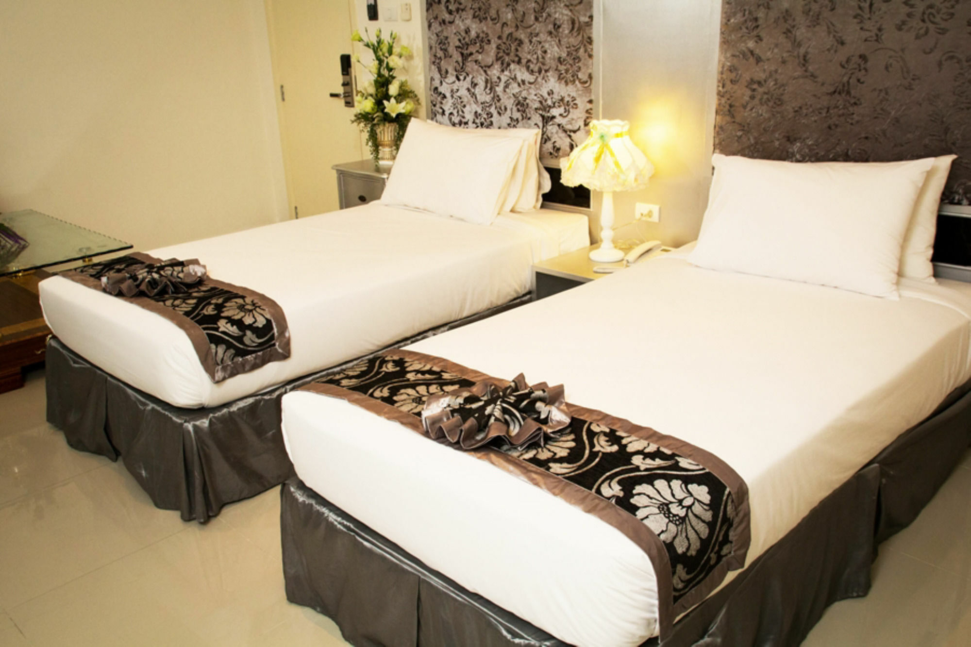 International Hotel 3*