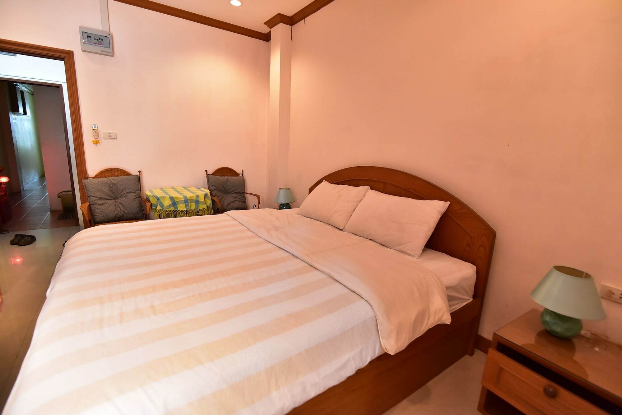 Hotel Thip's House 2*