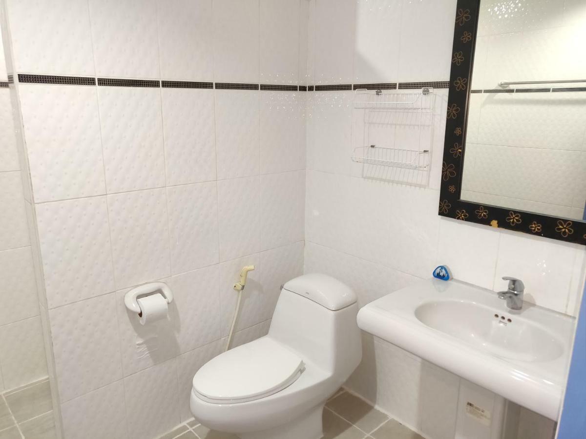Aparthotel Amstellux 2*