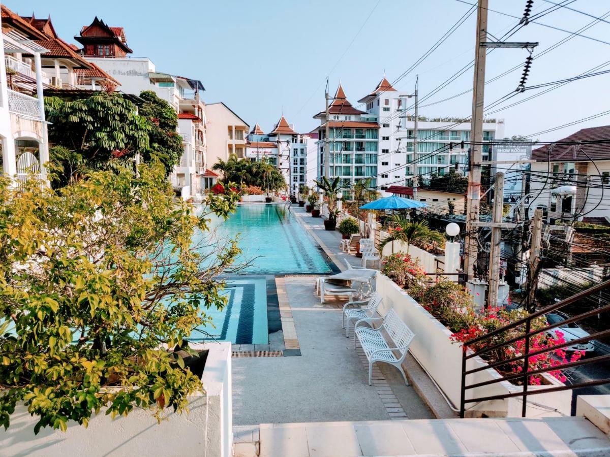 Amstellux Aparthotel Pattaya