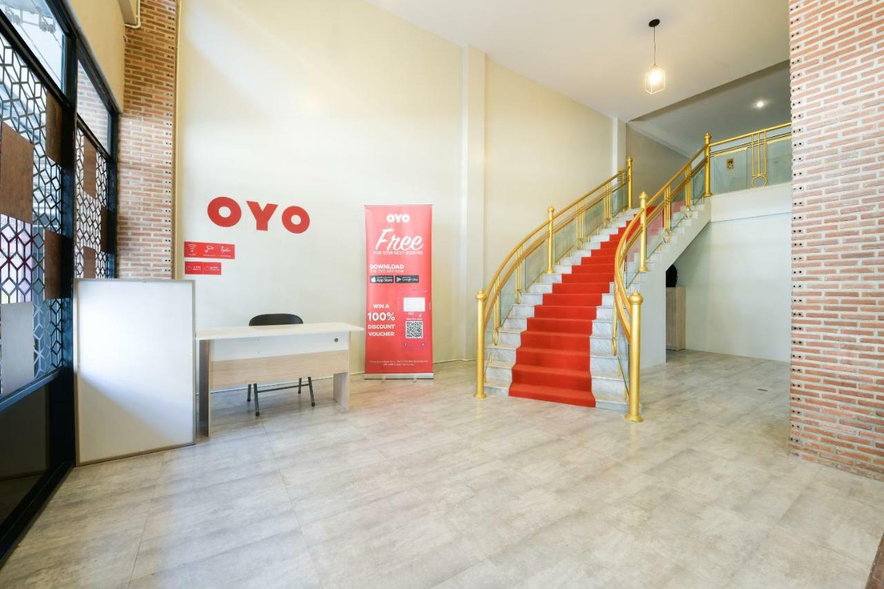 Oyo 347 Southside Hotel 2*