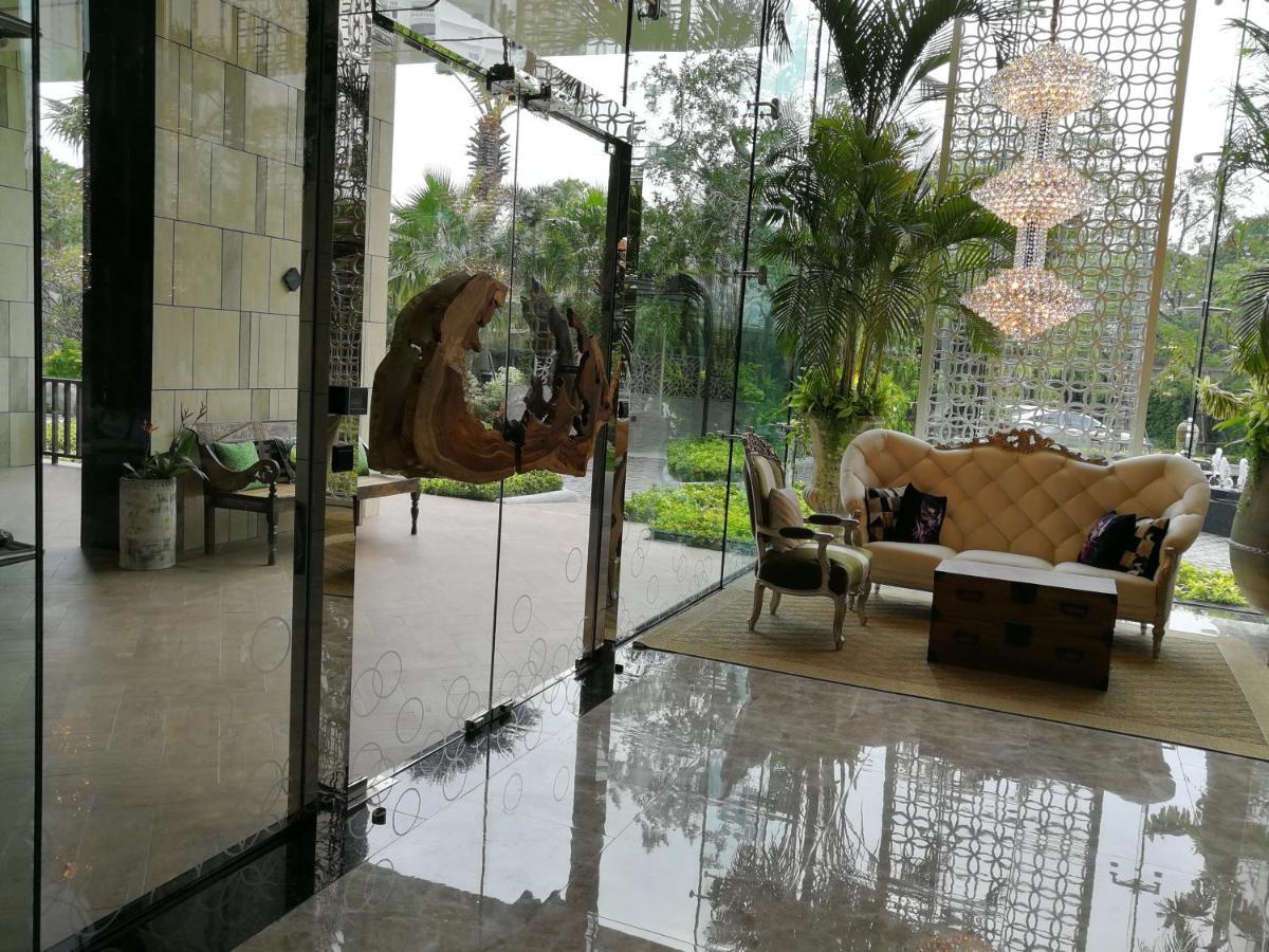 Apartment The Riviera Wongamat Hong Pattaya