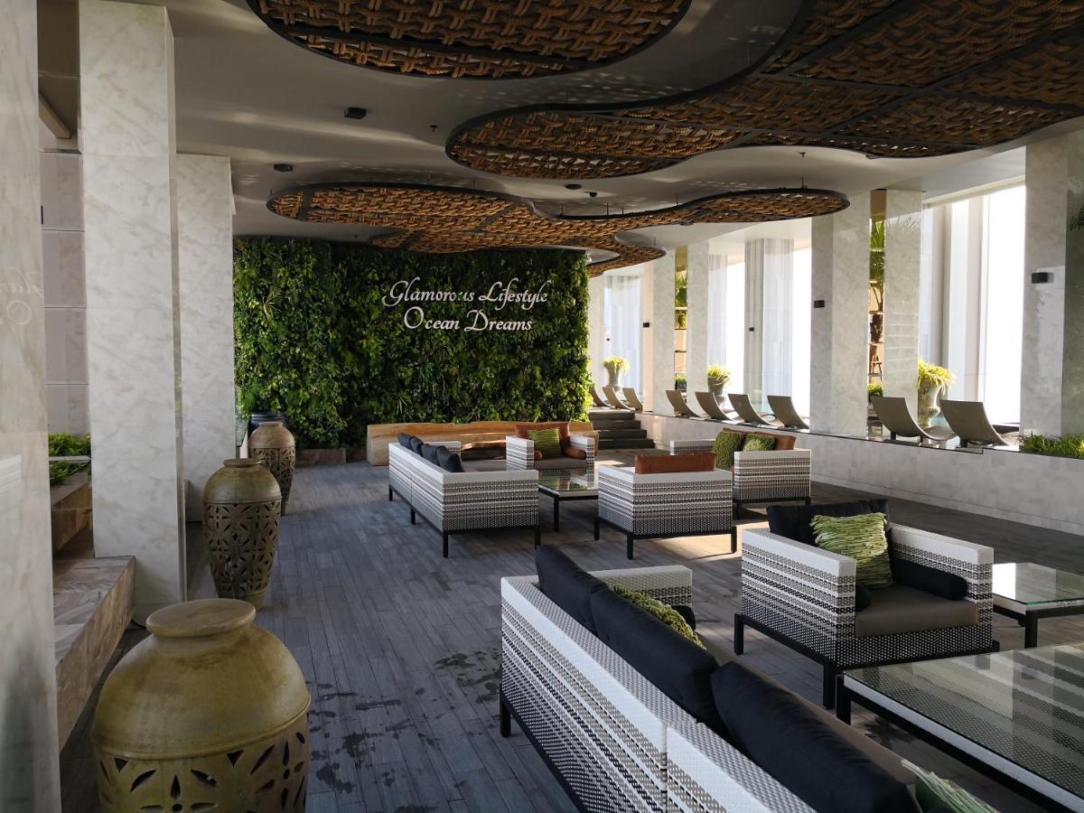 Apartment The Riviera Wongamat Hong *