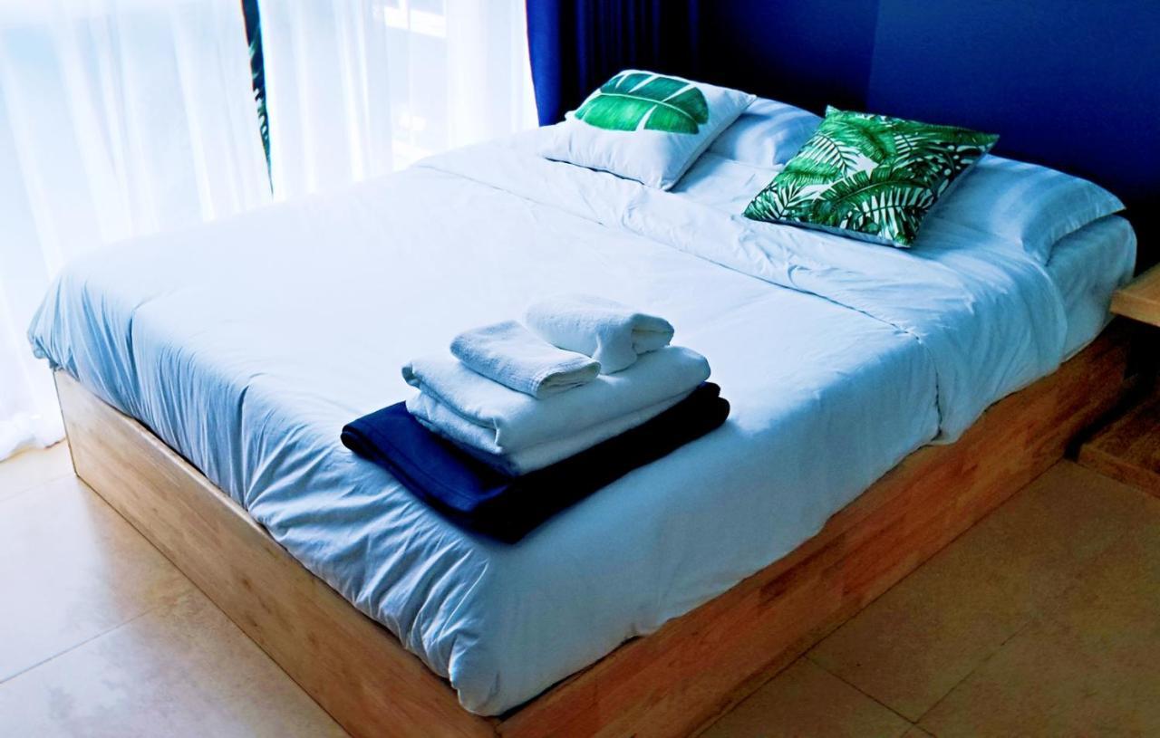 Centara Avenue A B C Apartment *