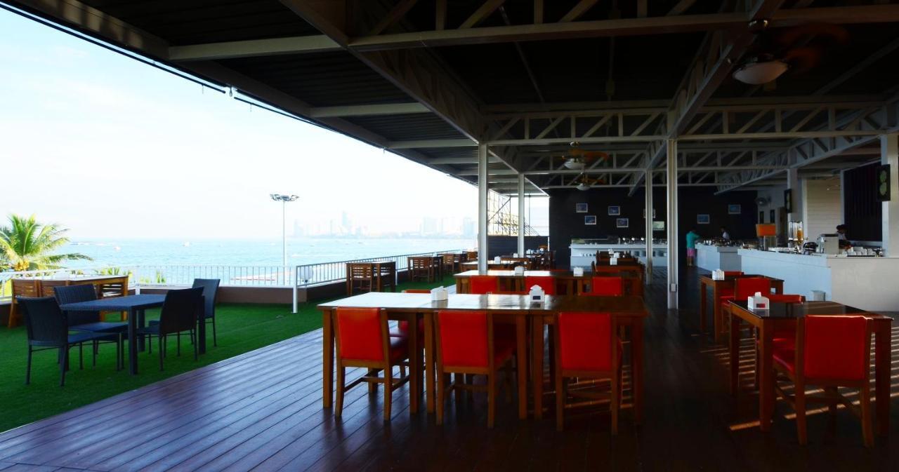 Hotel Baywalk 3*