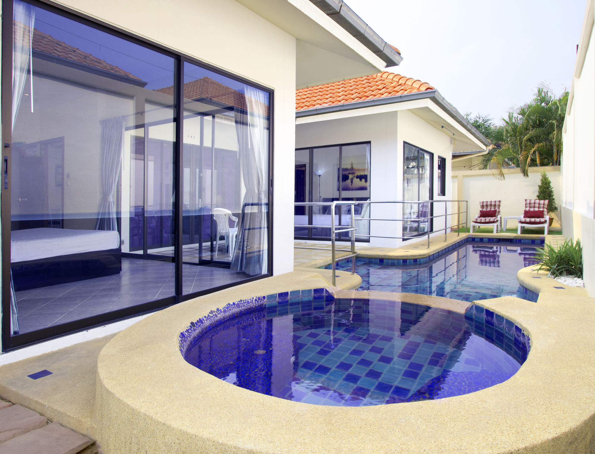 Avoca Pool Hotel