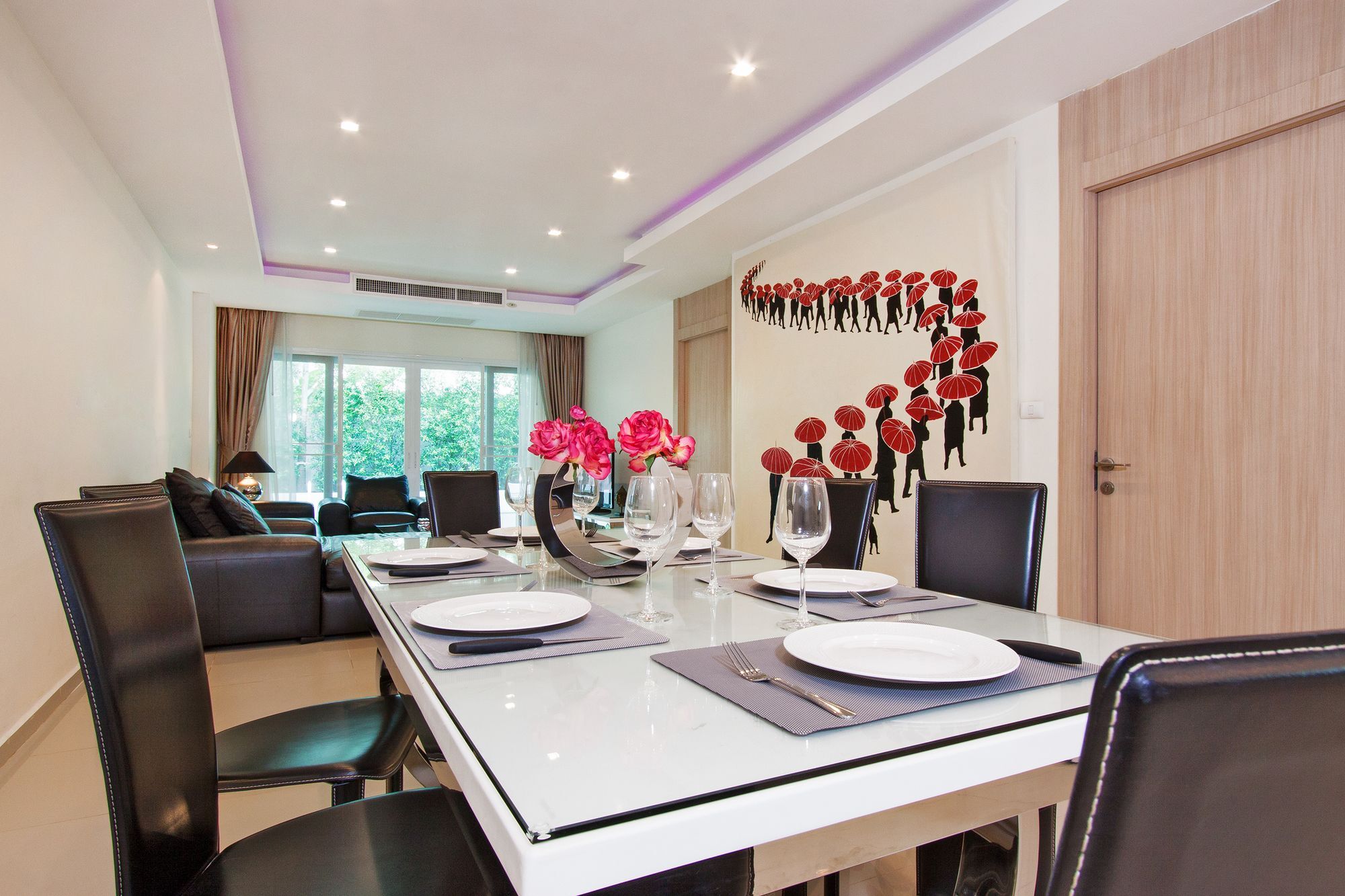 Fantasia 2 Bedrooms Apartment *