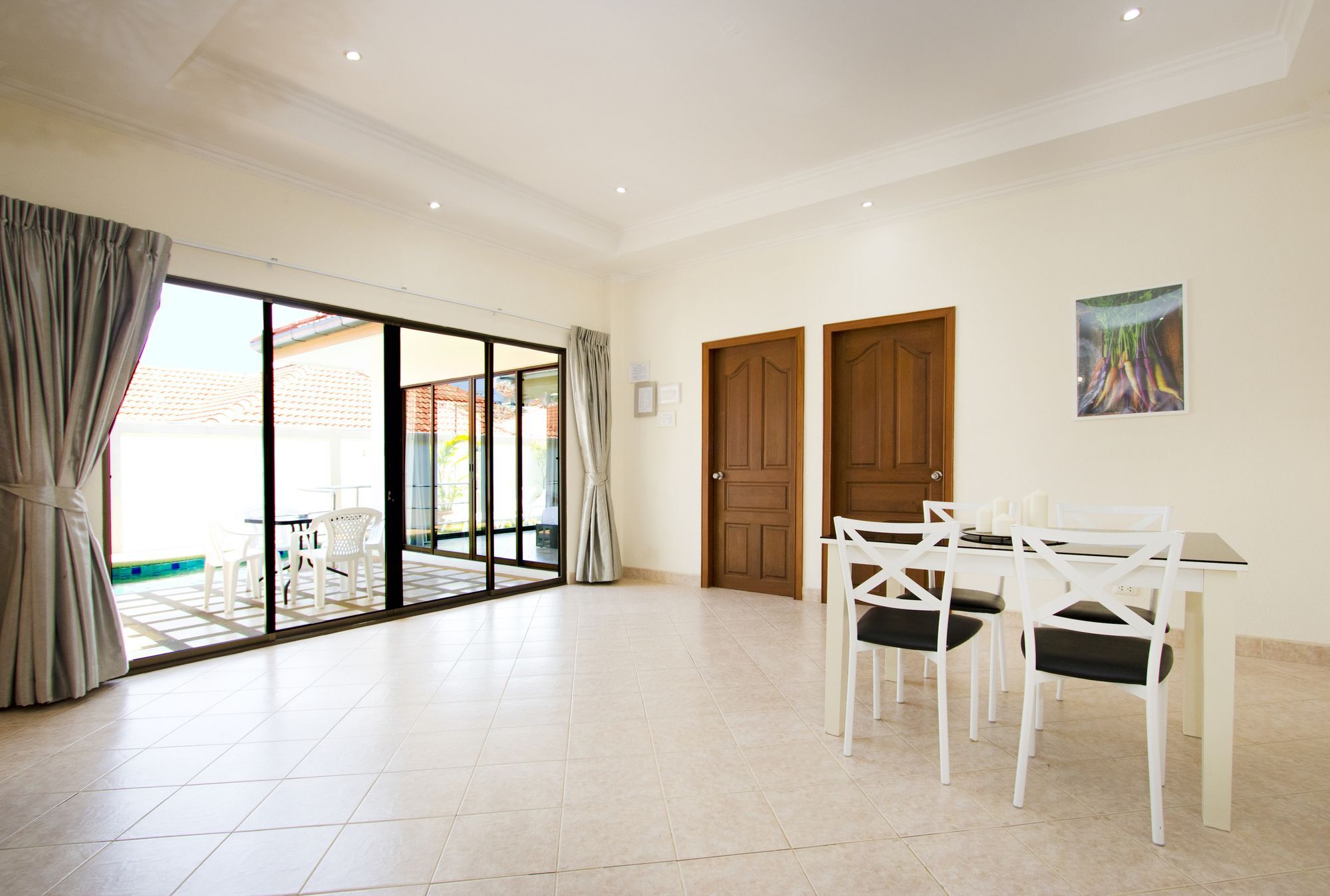 Hotel Avoca Pool 4*
