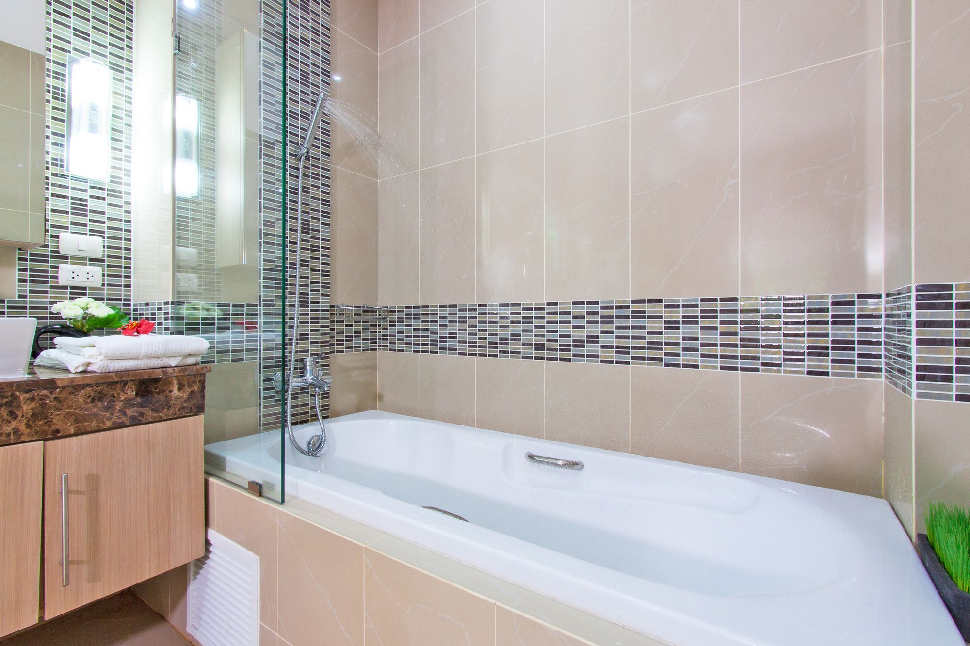 Fantasia 2 Bedrooms * Pattaya