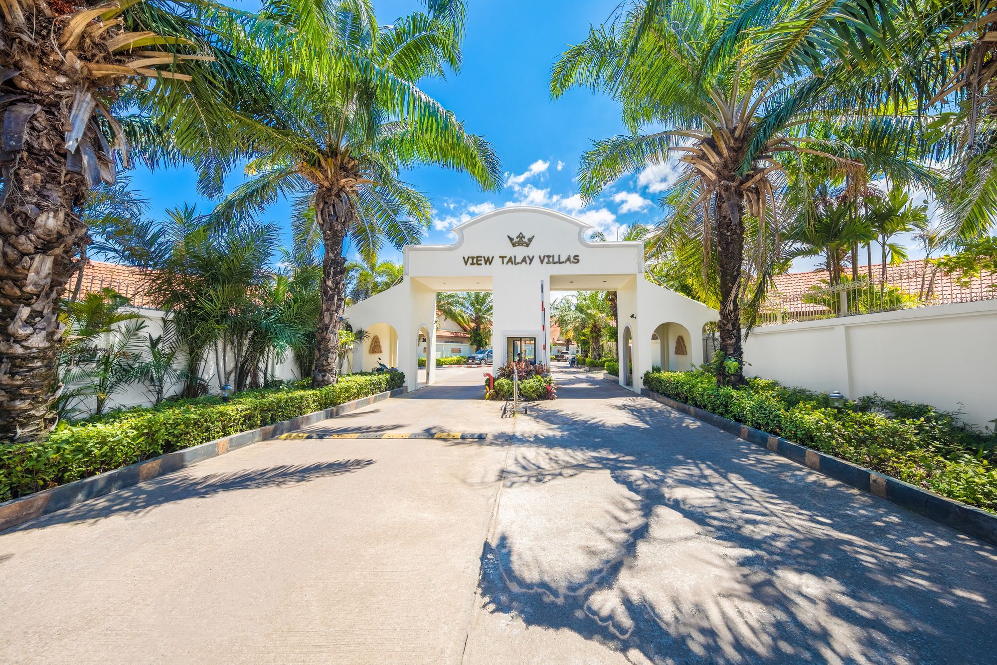 Majestic Pool Villa